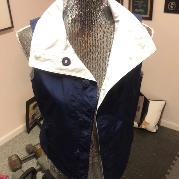 NWT Ralph Lauren Reversible Winter Vest Petite - Picture 3 of 13